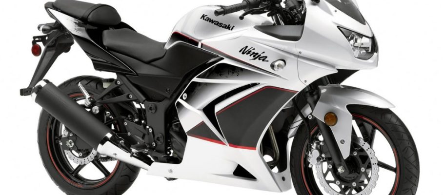 2011-Kawasaki-Ninja250Rc