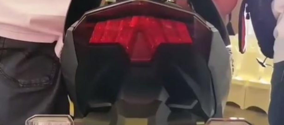 lampu belakang new vario 150 2018 motomaxone