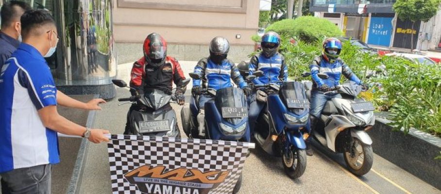 Maxi Virtual Touring Yamaha MotomaxoneCom