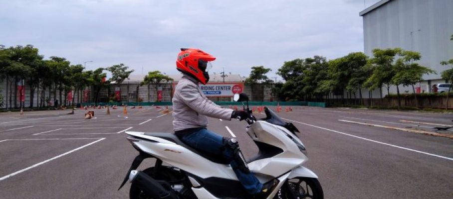 MotomaxoneCom First Ride Honda PCX 160 2021 mpm honda 3
