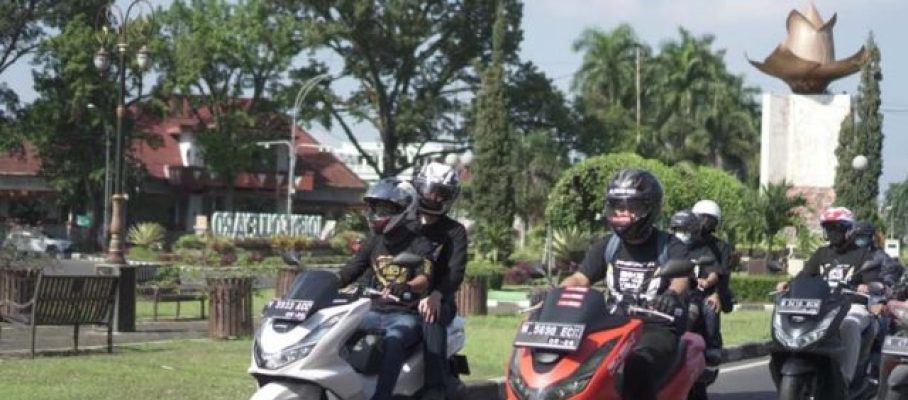 PCX Ultimate Excellence Touring 5