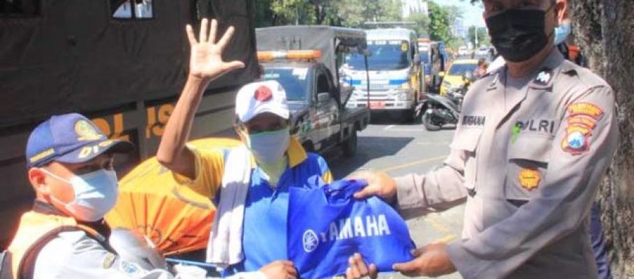 Yamaha Jatim Dukung Giat Patroli PPKM Polrestabes Surabaya