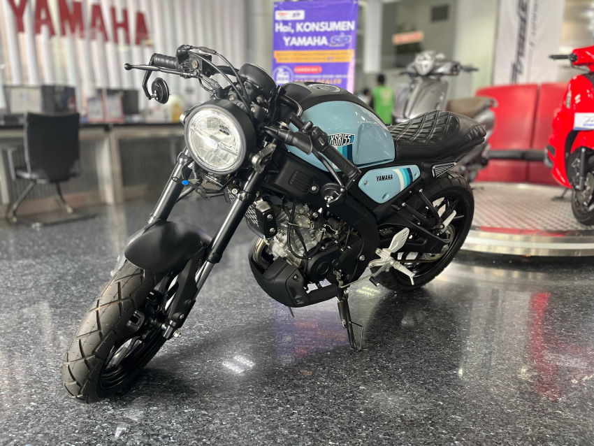 Modifikasi Eksklusif Yamaha XSR 155 Hadir di Yamaha Sentral Basra Surabaya